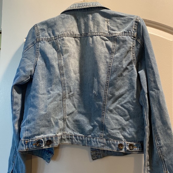 Large Jean Jacket - Picture 4 of 4